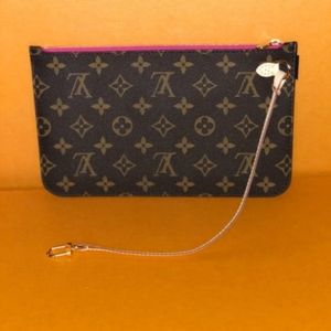 Neverfull pouch